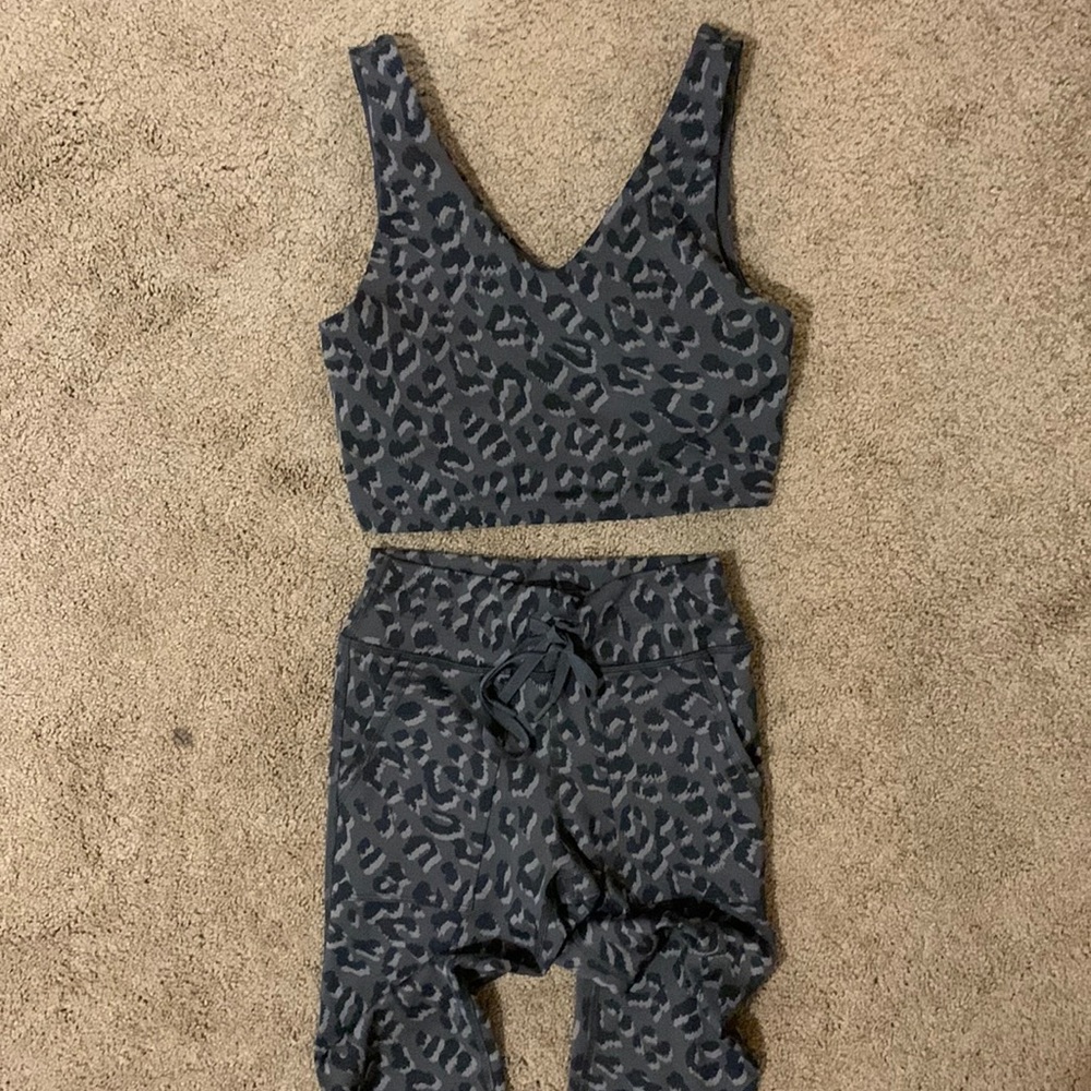 OFFLINE by Aerie set